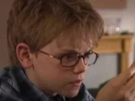 Te decimos dónde encontrar la serie Feather Boy online