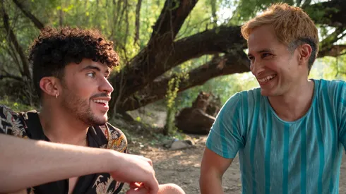 Bad Bunny y Gael García Bernal en Cassandro.