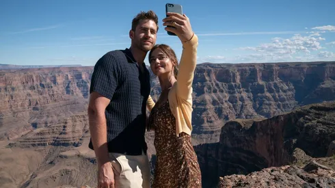 La serie nos pondrá en un viaje que debía ser de ensueño, pero que ahora será de pesadilla.