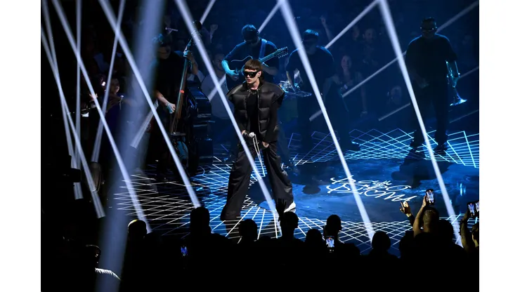 Foto de Peso Pluma en su aparición en los MTV Video Music Awards el pasado 12 de septiembre.