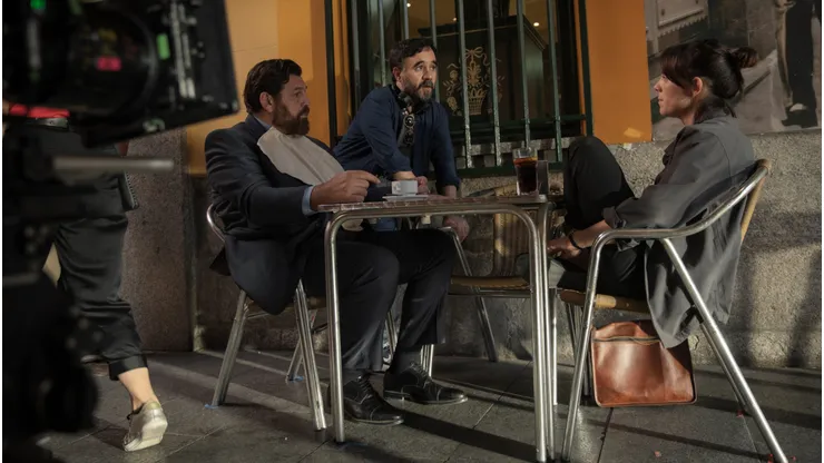 Vicky Luengo y Hovik Keuchkerian, los protagonistas de Reina Roja.