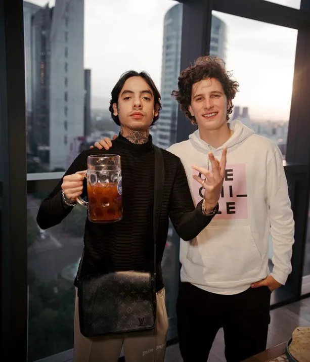 Imagen: @natanael_cano.