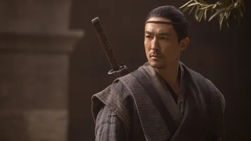 Daniel Henney da vida a Lan Mandragoran en La Rueda del Tiempo 2