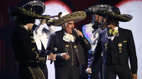 Vicente Fernandez está en el top 5.