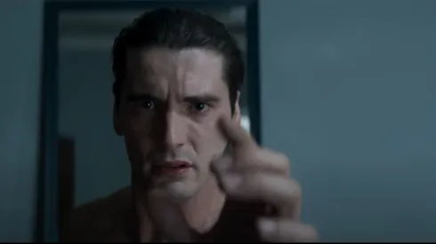 Esta serie es tan intensa que no le importa revelar la identidad de su asesino desde el primer episodio.