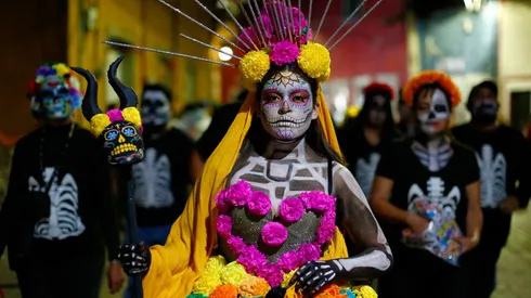 Imagen ilustrativa de uno de los desfiles del Día de Muertos que se realizan en México.