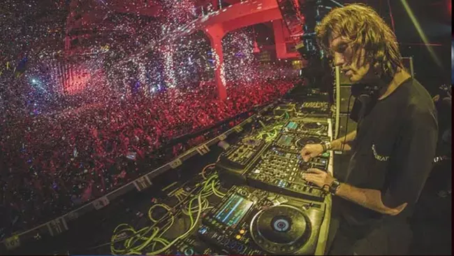 Hernán Cattaneo se presentará en Buenos Aires en el 2024.