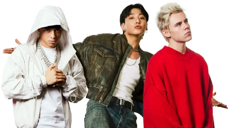 "Too Much" se volvió un hit mundial.