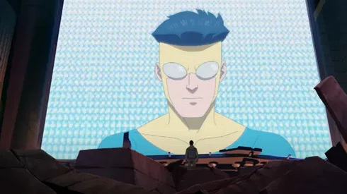 ¿Invincible se volvió villano? Al menos eso parece en el nuevo tráiler.