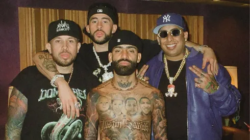 Bad Bunny colaboró con Arcángel, De la Ghetto y Ñengo Flow.
