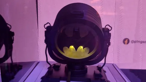 Aunque funciona como lámpara, también sirve para comerte tus palomitas.