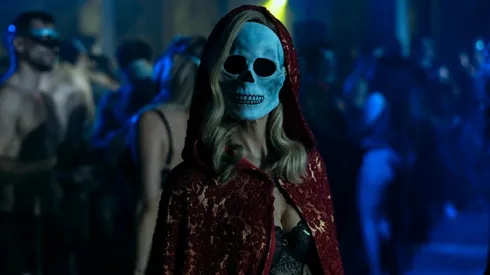 Verna, la manifestación paranormal que acosa a la familia en La Caída de la Casa Usher.