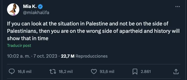 Uno de los incendiarios tuits de Mia Khalifa.