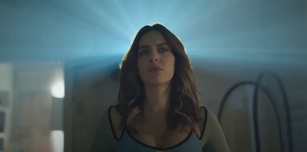 Brenda lleva planeando su venganza desde hace años, contra el grupo de cuatro amigas que la abandonó. Imagen: @NetflixLATAM.