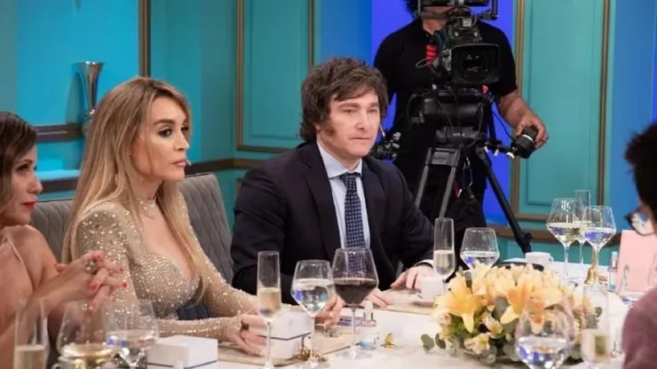 Milei y Fátima Florez son los dos primeros invitados.