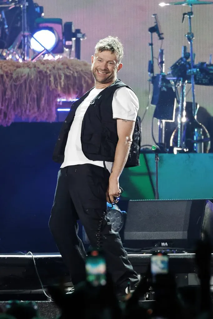 Damon Albarn, como todo el mundo, se ha rendido ante Peso Pluma. Imagen: Getty Images.