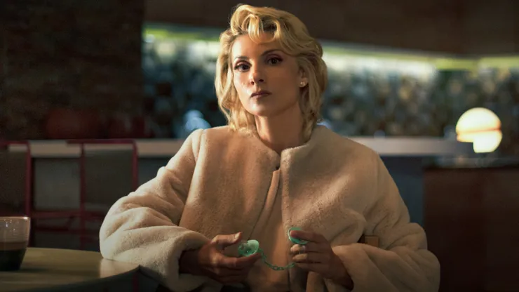 Najwa Nimri continúa liderando el elenco de Sagrada Familia.