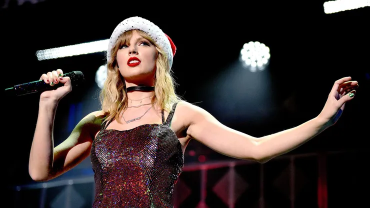 NEW YORK, NEW YORK - DECEMBER 13: Taylor Swift performs onstage during iHeartRadio's Z100 Jingle Ball 2019 Presented By Capital One on December 13, 2019 in New York City. (Photo by Theo Wargo/Getty Images for iHeartMedia )