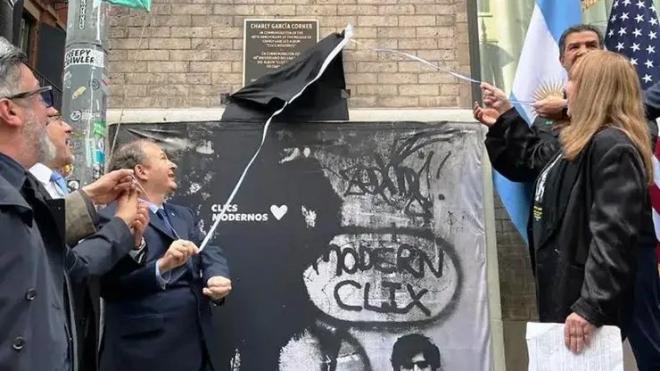 Charly García tiene su propia calle en Nueva York.