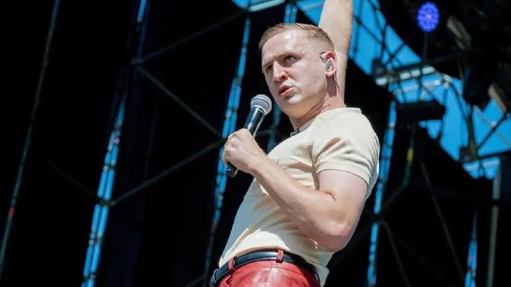 La carrera emergente de Louta, el telonero de Taylor Swift
