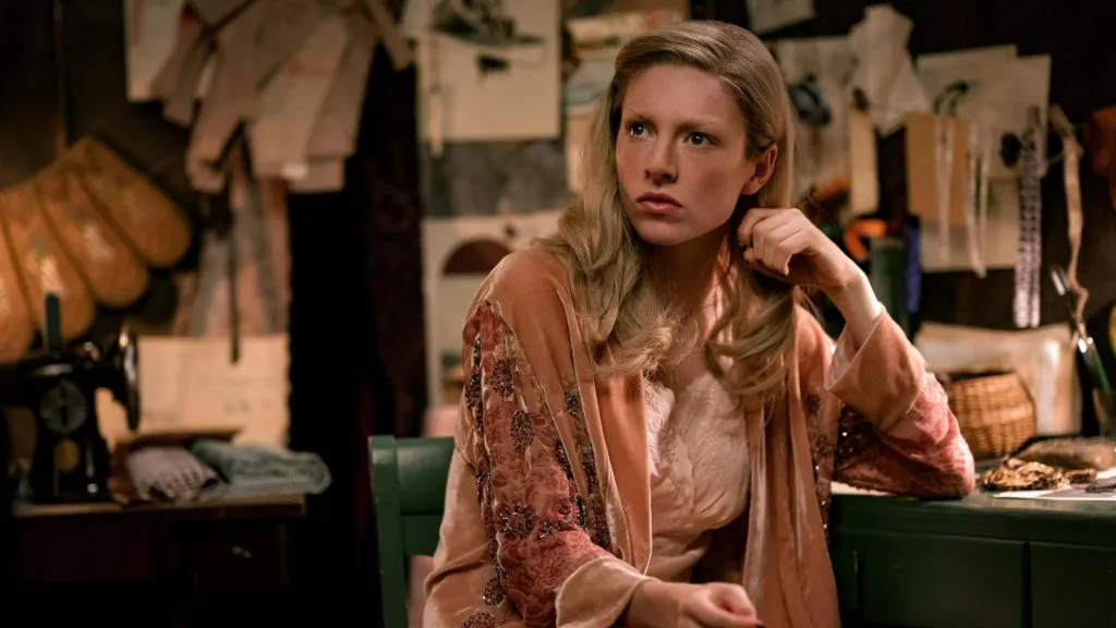 hunter schaffer balada de pajaros cantores y serpientes