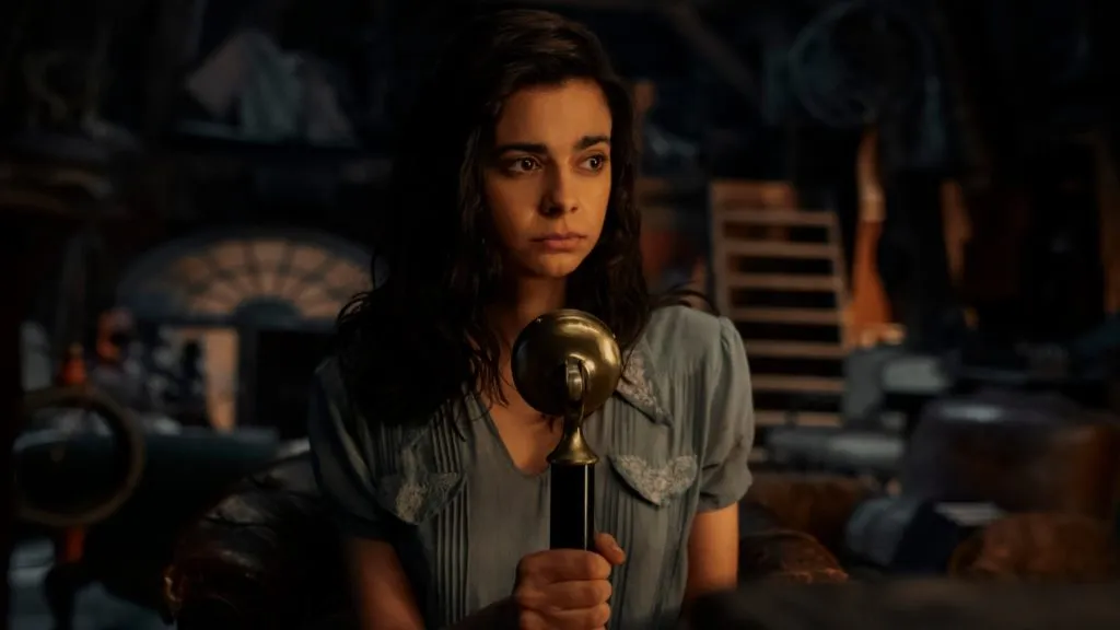 Aria Mia Loberti en La Luz que No Puedes Ver.