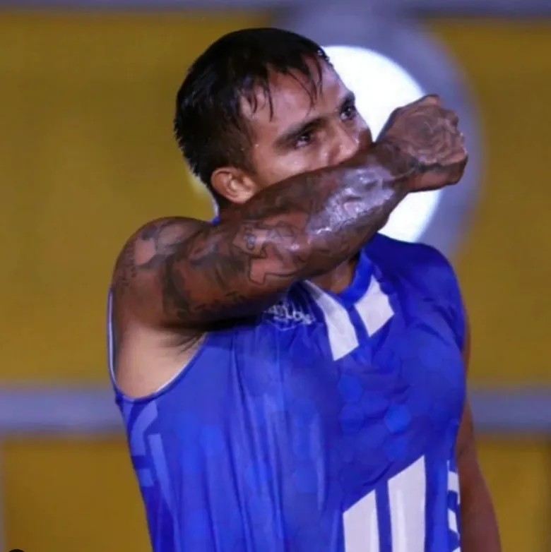 Javier Cortés también suena fuerte para abandonar la competencia. Imagen: @javo7c.