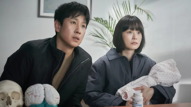 El actor de Parásitos, Lee Sun-Kyun, ahora se vuelca hacia una historia de terror junto a Jung Yu-mi (Train to Busan).