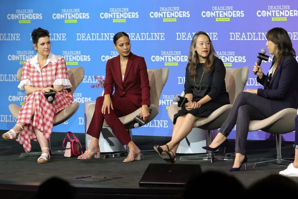 Parte del elenco de la serie responde preguntas en un evento realizado en 2022 en Los Ángeles, California. Imagen: Getty Images.