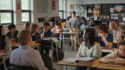 Jackie deberá adaptarse a un nuevo mundo luego de una dolorosa tragedia.