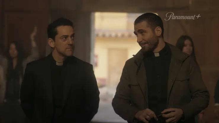 Si crees que lo has visto todo, es por que no has seguido los casos que investigan el padre Salinas y el padre Antequera.