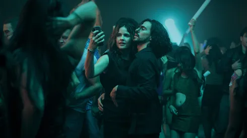 Shelley Hennig y Harold Nieves forman parte del elenco