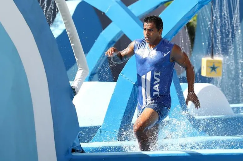 Javi es el elemento azul menos efectivo en la competencia. Imagen: @exatlonmx.