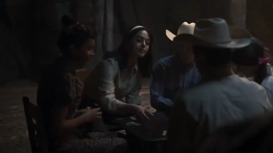 La Pinzona, al igual que sus padres, es aficionada al juego. Imagen: @AmorVirtualXLucero.