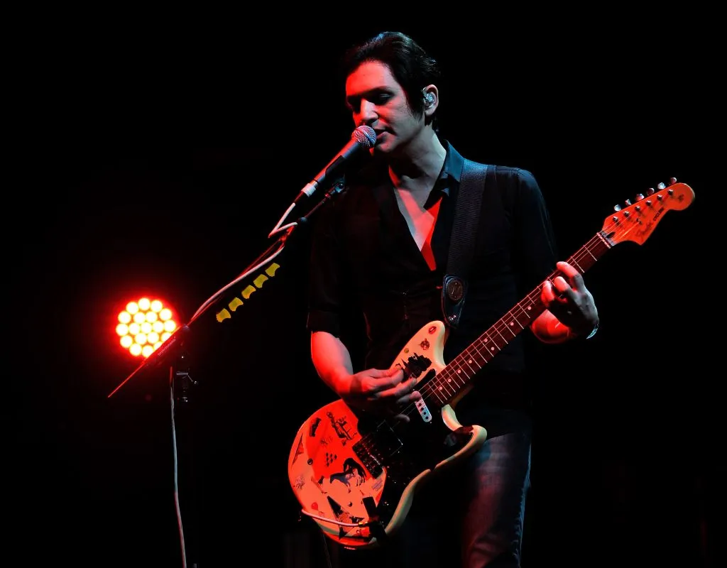 Brian Molko y Stefan Olsdal llegarán con toda su música al Teatro Metropolitan. Imagen: Getty Images.