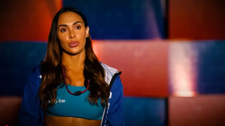 La Amazona cimbró a la competencia con sus palabras.