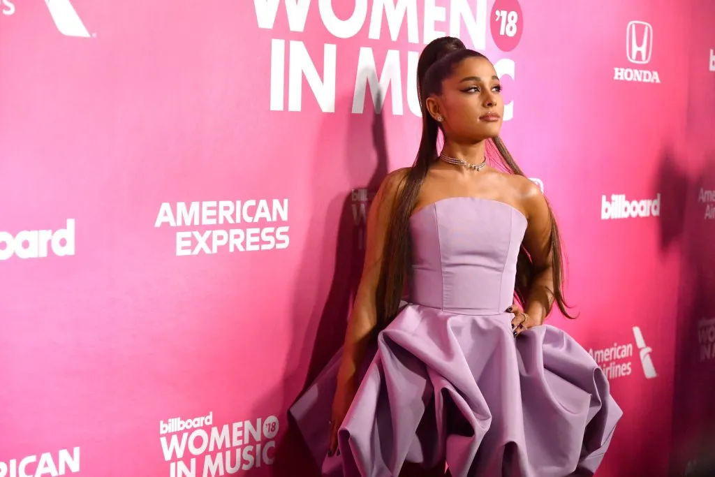 Ariana grande anunció “Yes, and?”, su nueva canción. (Photo by Mike Coppola/Getty Images for Billboard )