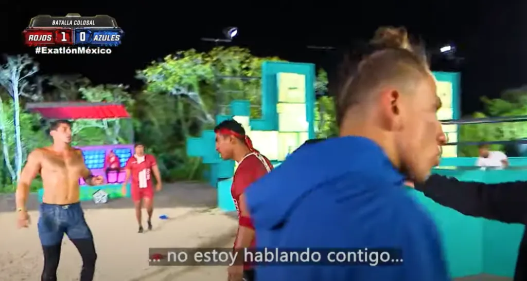 Este fue el tenso momento en el que los dos atletas casi llegan a los golpes. Imagen: @exatlonmx.