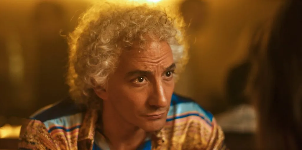 Así es como luce Juan Minujín caracterizado como Guillermo Coppola. Imagen: Infobae.