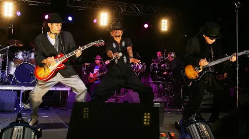 Roco Pachukote (al centro de la imagen) pasa por complicados momentos en cuanto a su salud.