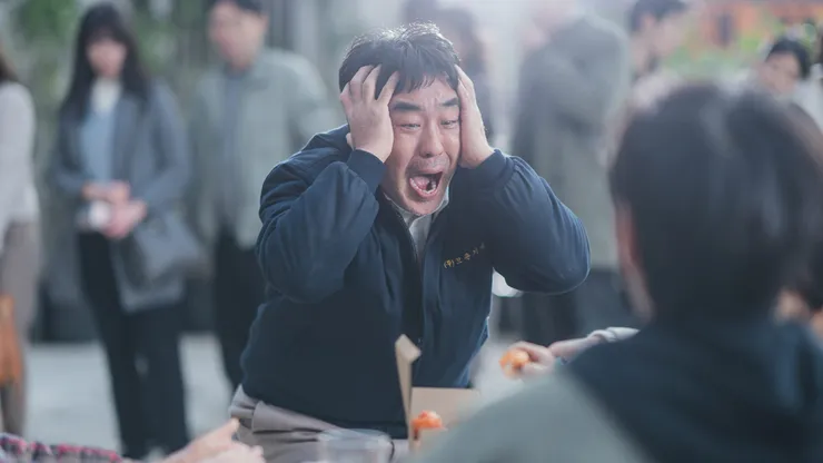 Seung-ryong interpreta a Choi Sun-man en Chicken Nugget.