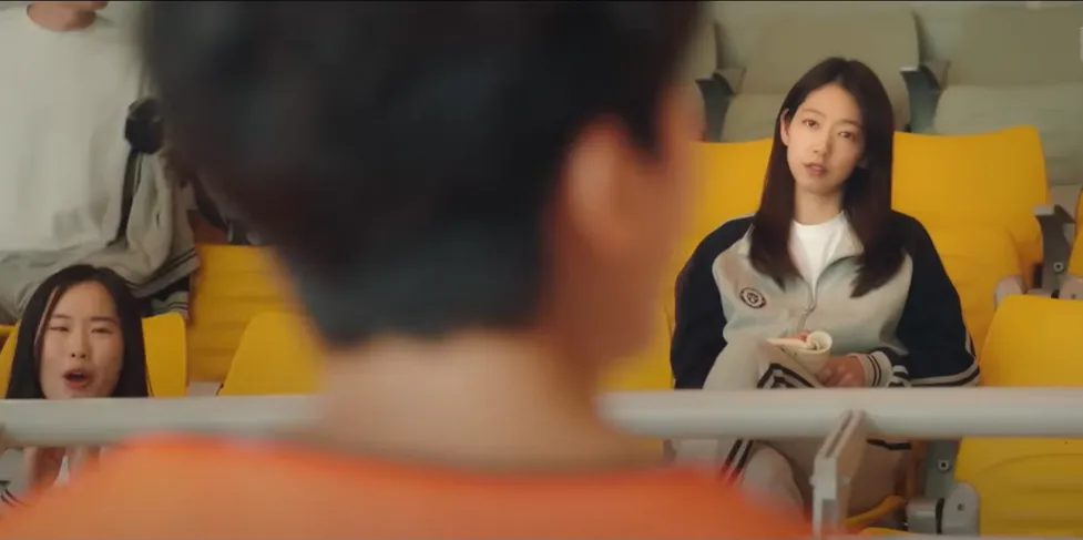 La historia de nuestros dos protagonistas inicia con su rivalidad en la escuela. Imagen: @NetflixLATAM.