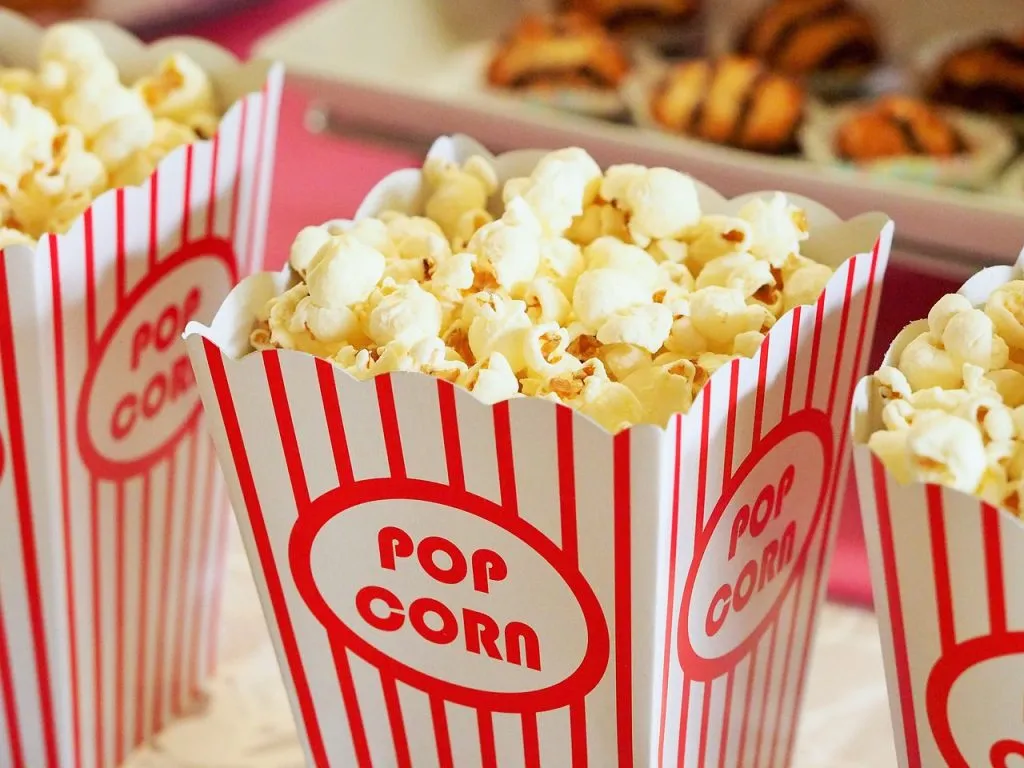 También las palomitas y refrescos tendrán un importante descuento en Cinépolis. Imagen: Pixabay.