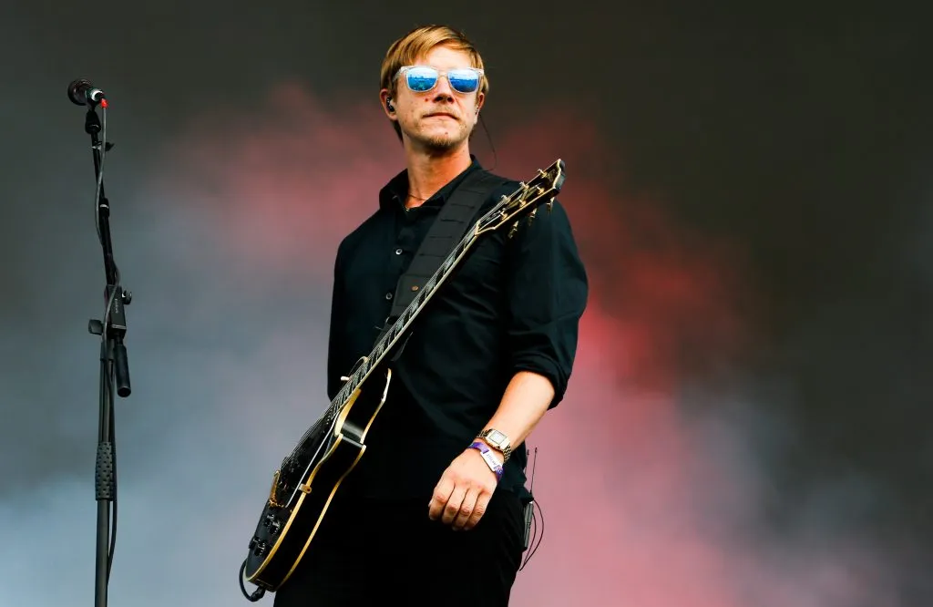 Paul Banks está listo para cimbrar al Zócalo, con el concierto que dará Interpol este 20 de abril. Imagen: Getty Images.