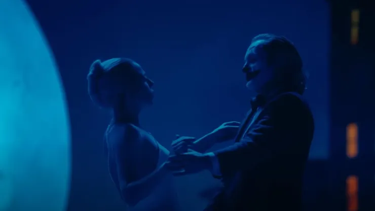 Joaquin Phoenix y Lady Gaga se han robado la atención del público con lo que hemos visto en el tráiler.