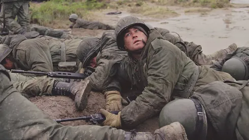 Iluminados por el fuego la protagoniza Gastón Pauls.