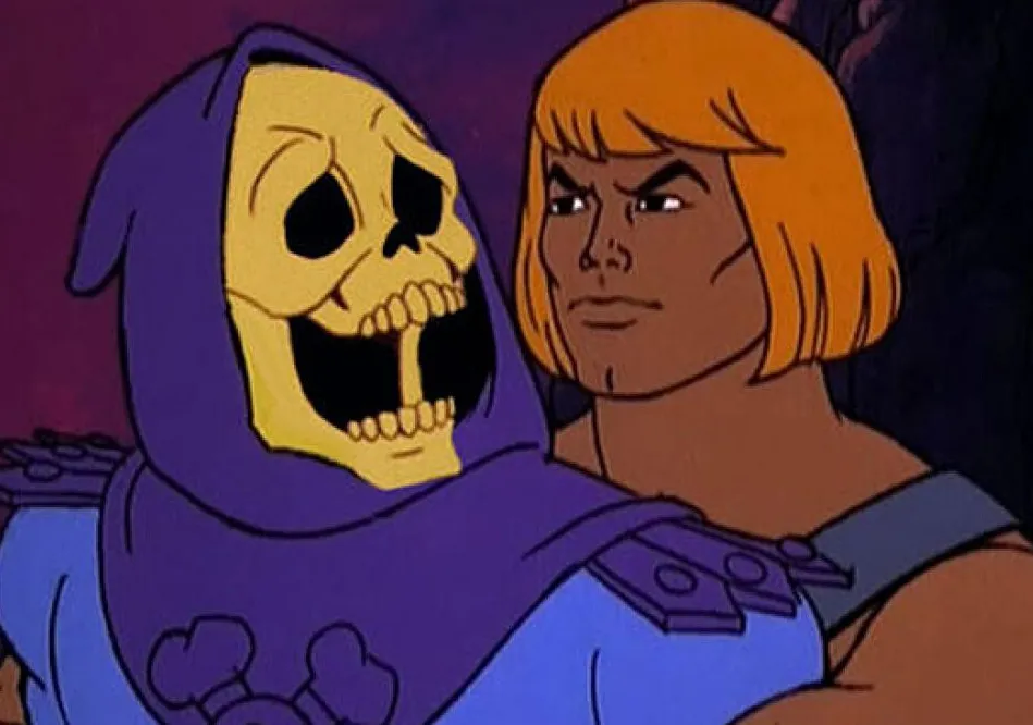 He-Man y su enemigo, Skeletor.