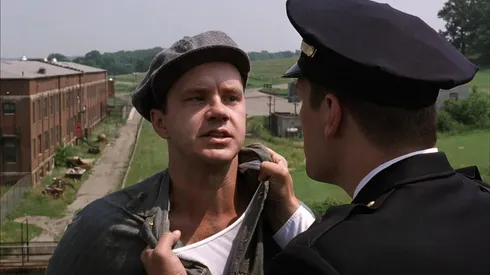 Tim Robbins y Morgan Freeman protagonizan este clásico de Max.