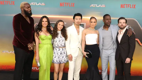 El reparto de Atlas, en su estreno mundial en Los Ángeles, California.