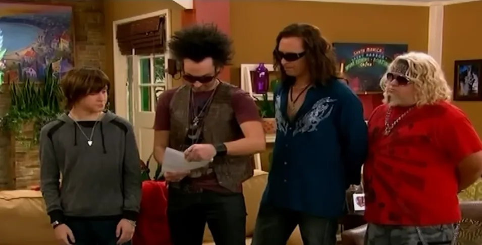 La serie tuvo 2 temporadas, pero no hay rastro de ella en Disney+. Imagen: @ElAnonimo.